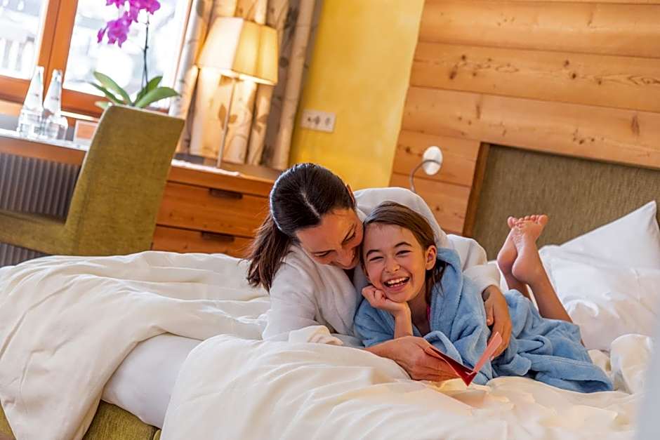 Hotel Post - OlangCard included