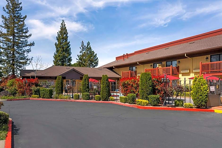 Best Western Plus Placerville Inn
