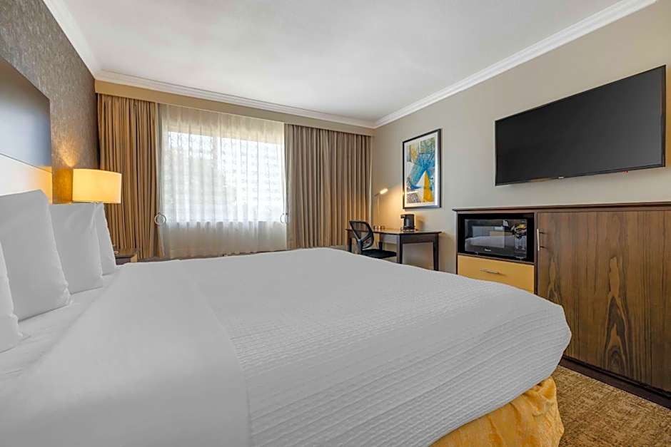 Best Western Los Angeles Worldport Hotel