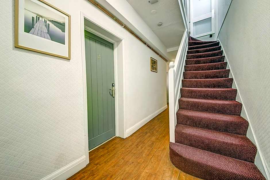 OYO 24 Sussex, London Paddington