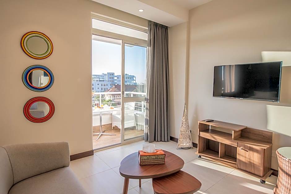 Glam Hotel Nairobi - Near Westgate Mall, Westlands