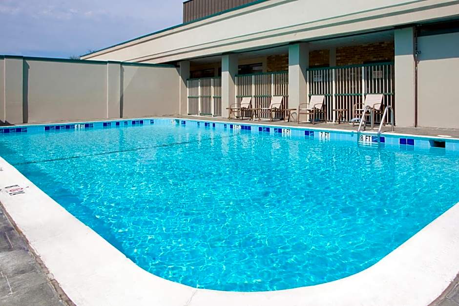 Holiday Inn Express Washington DC SW - Springfield By IHG
