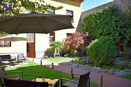 Penzión Hradbová Old Town Residence & SPA