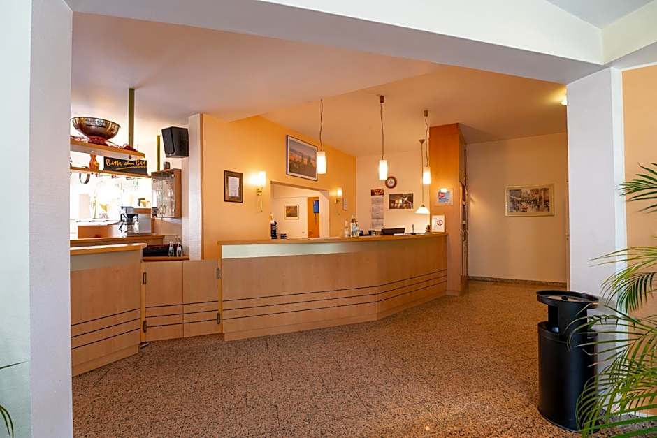 Airport Business Hotel Köln