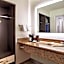 Best Western Plus Meridian Inn & Suites, Anaheim-Orange