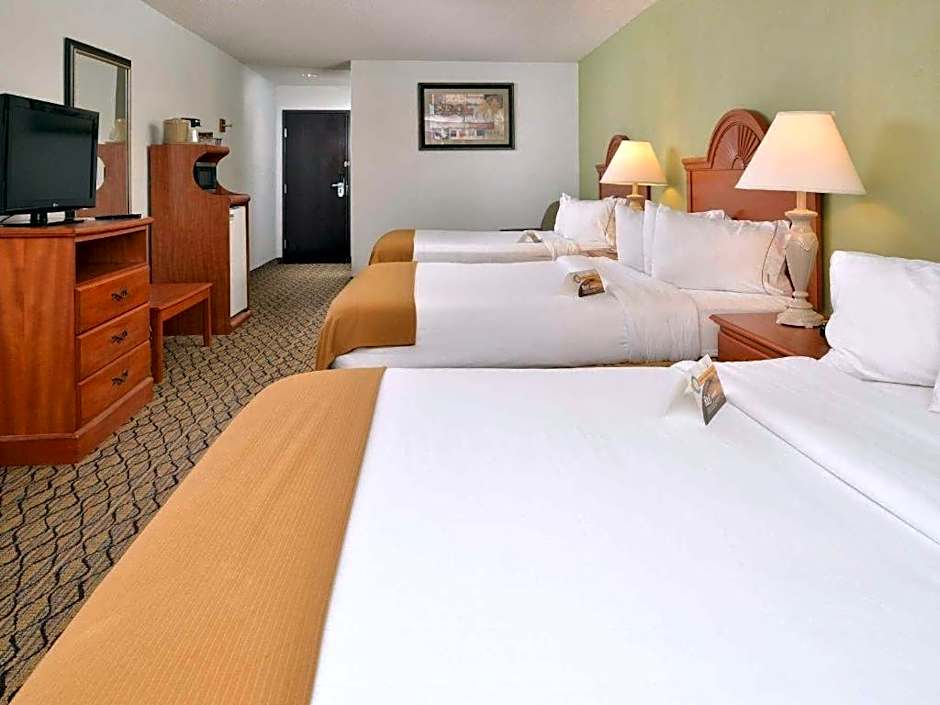 Quality Inn & Suites Jefferson City