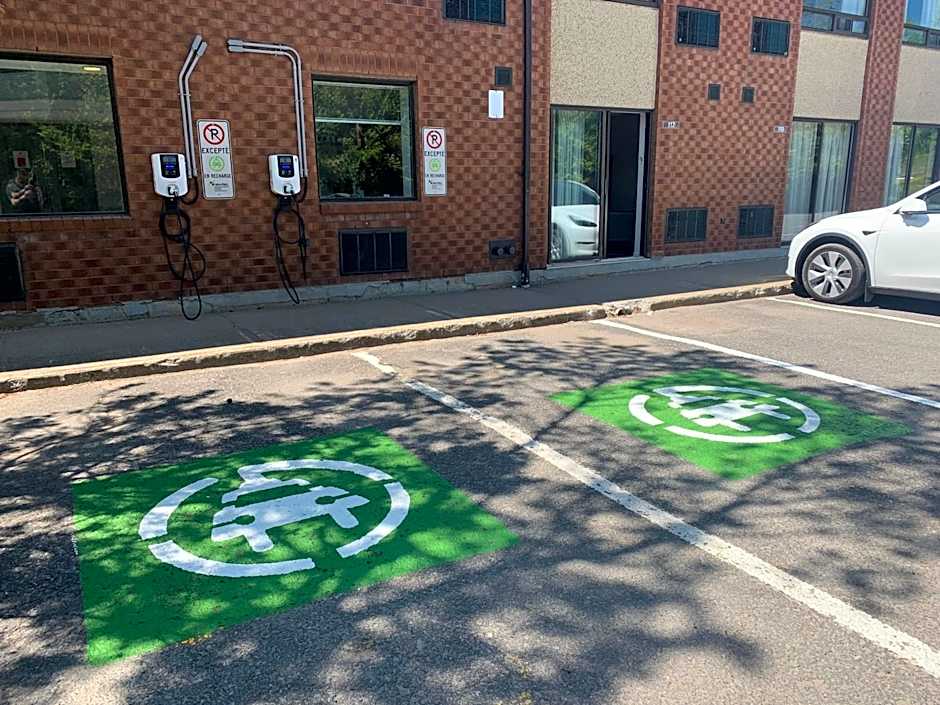 Econo Lodge Quebec Airport