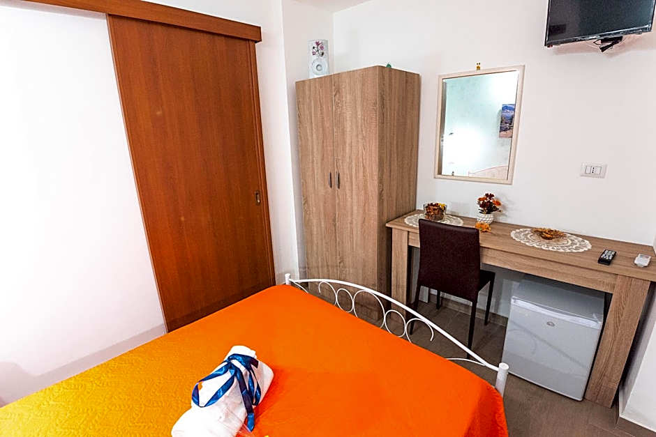 Photo 1 of 6 of Small Double Room