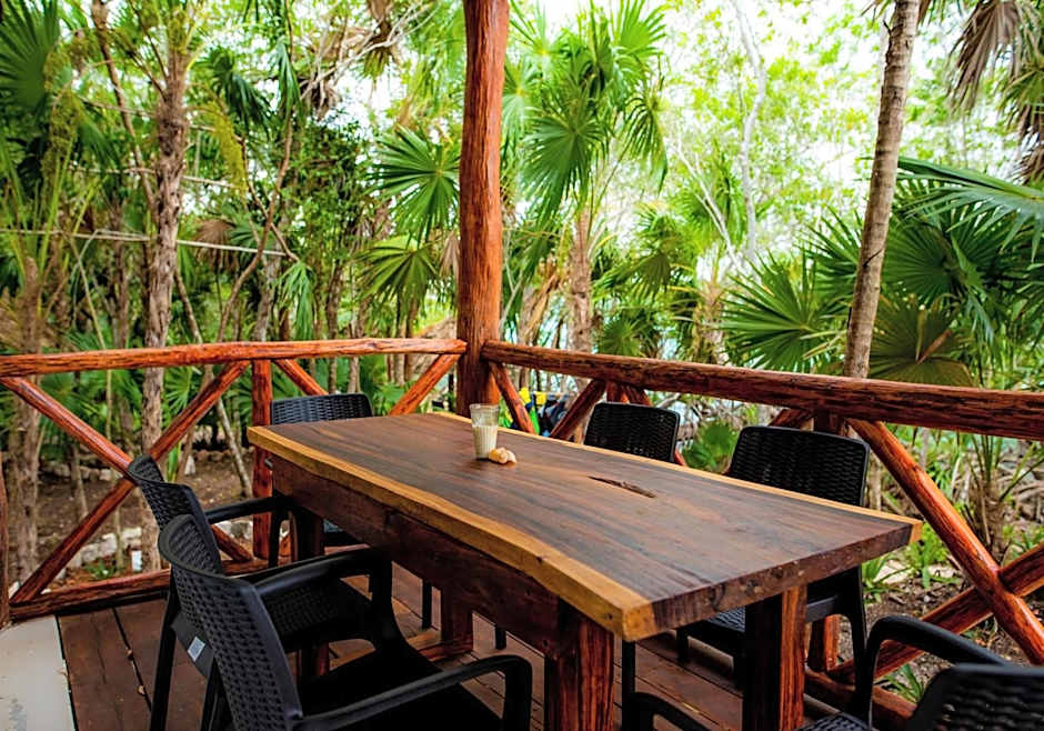 Laguna Bacalar Ichkiichpan