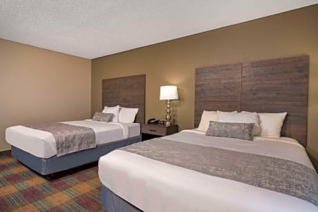 2 Queen Beds Non-Smoking