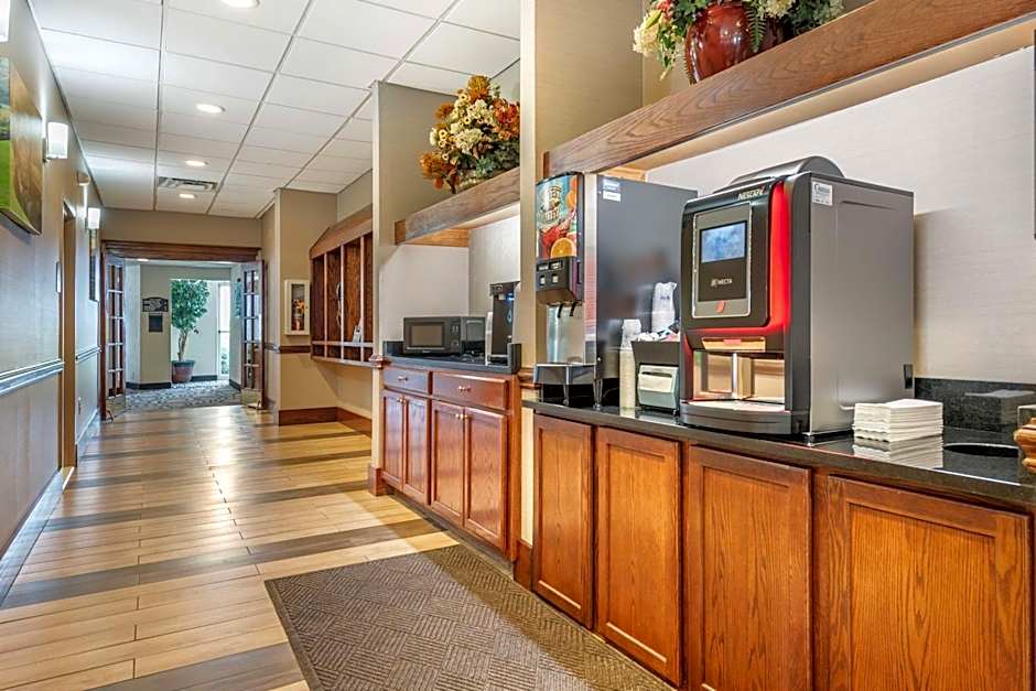 Best Western Plus Bridgeport Inn