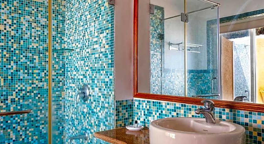 Granpas Inn - Hotel Bougainvillea