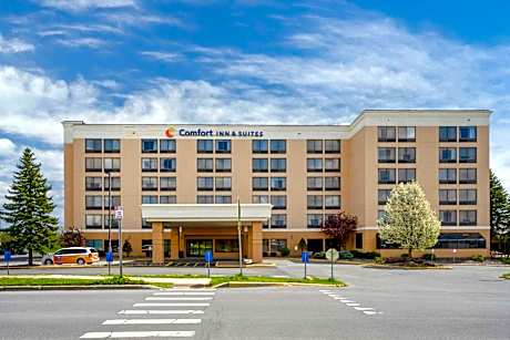 Comfort Inn & Suites Watertown - 1000 Islands