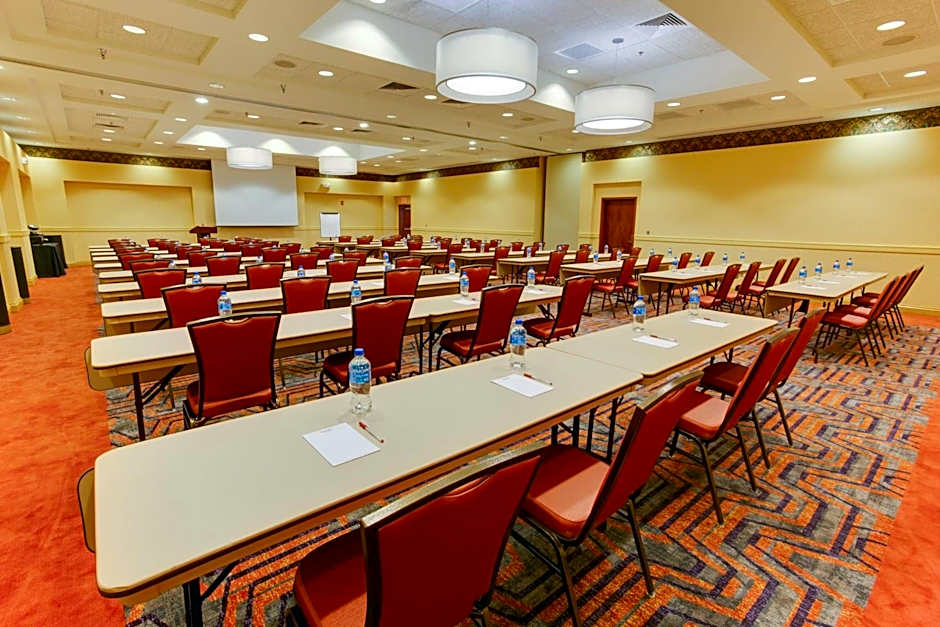 Drury Inn & Suites West Des Moines