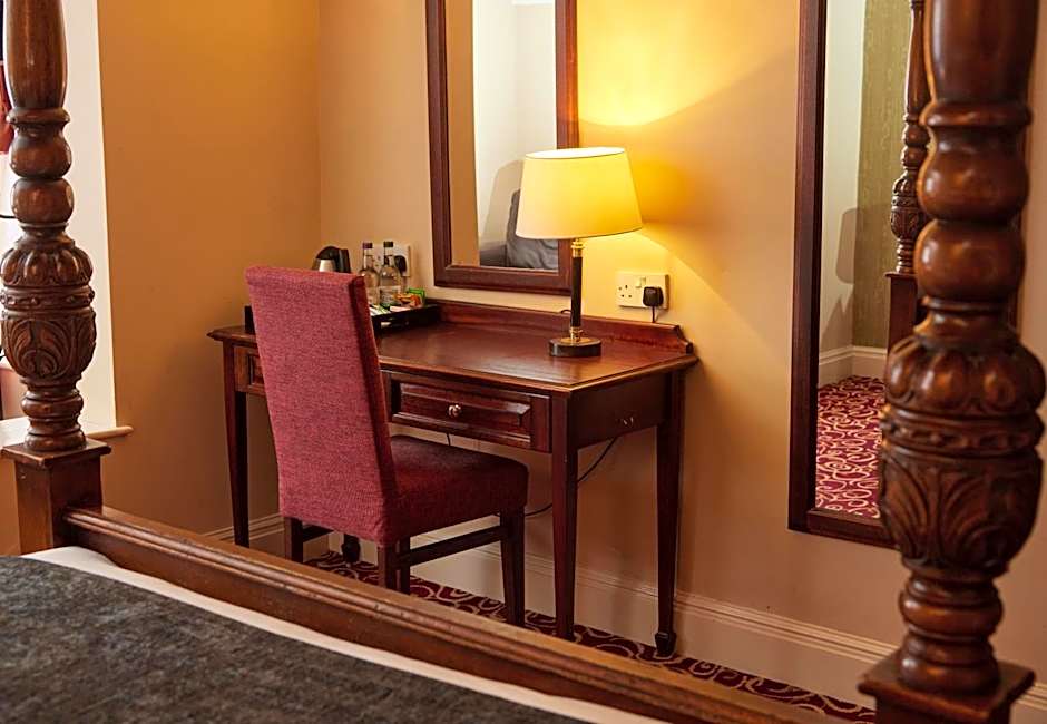 Fieldhead Hotel by Greene King Inns