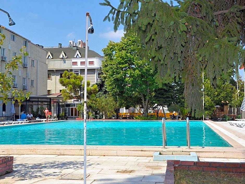 GLK PREMIER Regency Suites & Spa