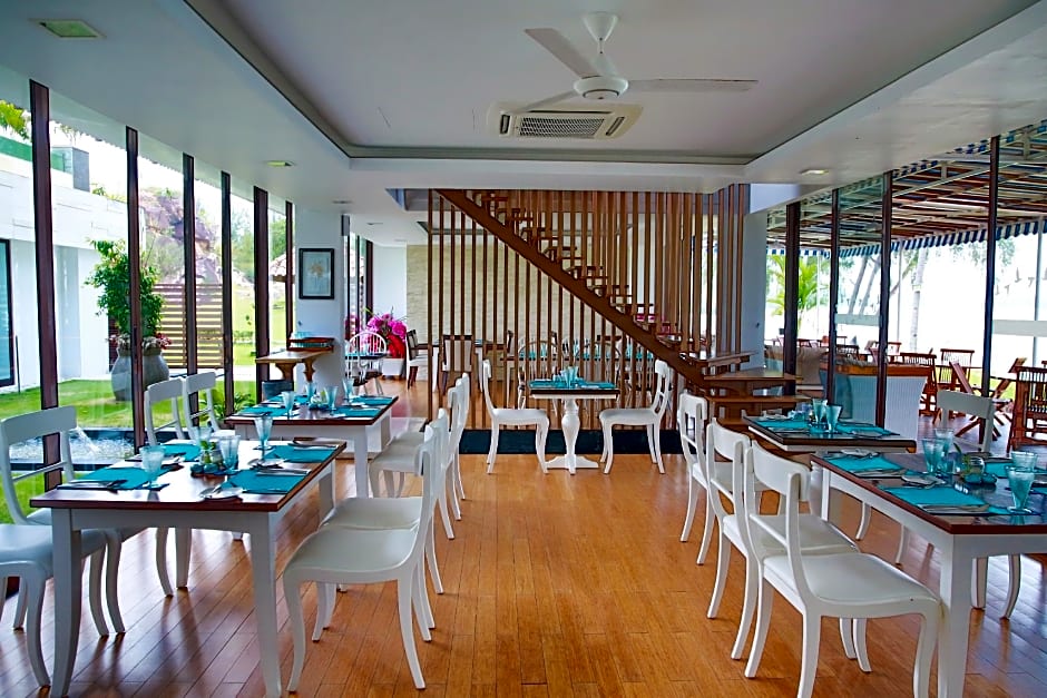 Pantai Indah Lagoi Bintan