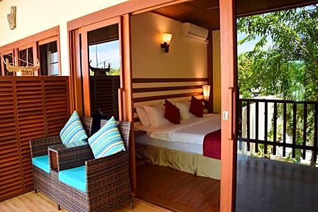 Superior Double or Twin Room with Balcony & Island View