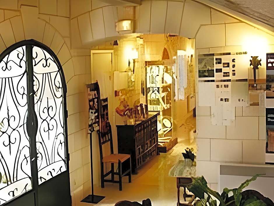 Hotel Le Medieval Palais des Papes