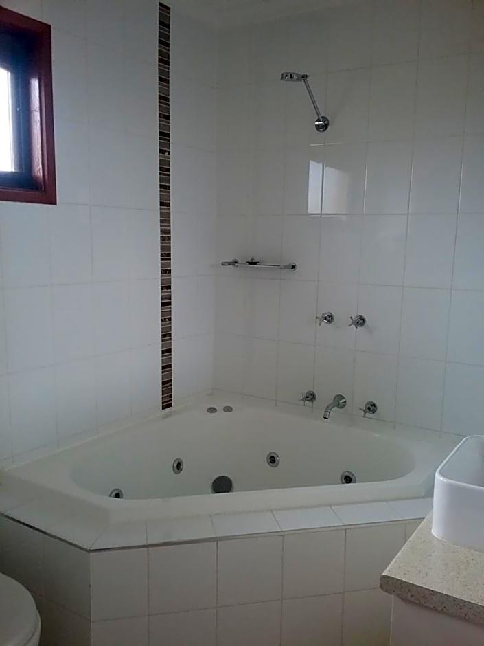 Werribee Park Motor Inn