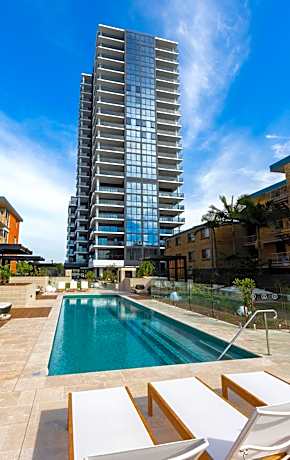 Boardwalk Burleigh Beach - Official
