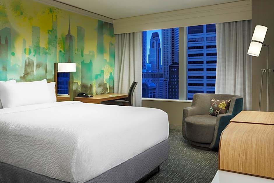 Courtyard by Marriott Chicago Downtown/Magnificent Mile