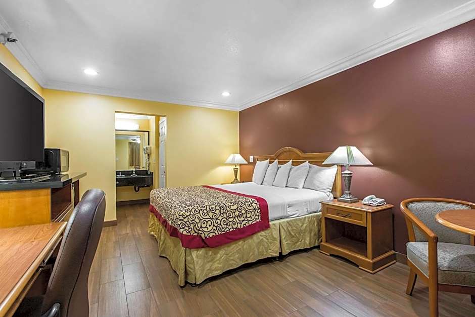 Rodeway Inn Cypress - Buena Park