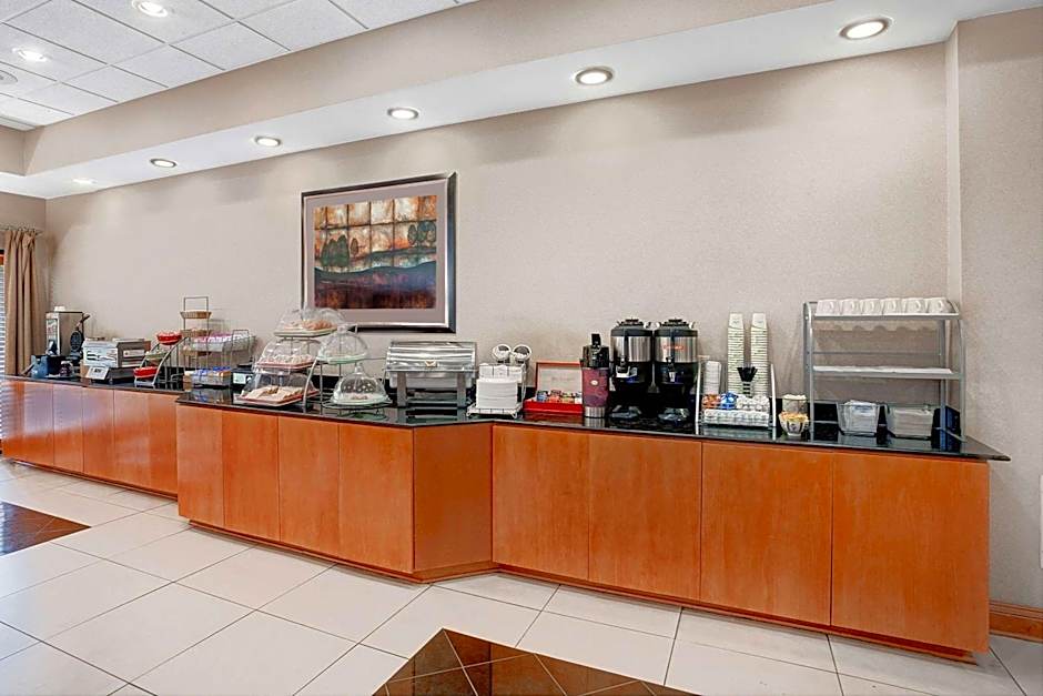 Wingate by Wyndham Atlanta Airport Fairburn