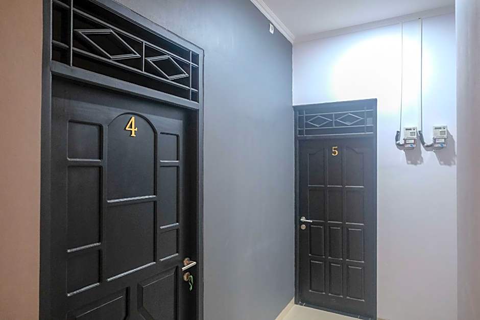 RedDoorz Syariah near UNIMUS Semarang