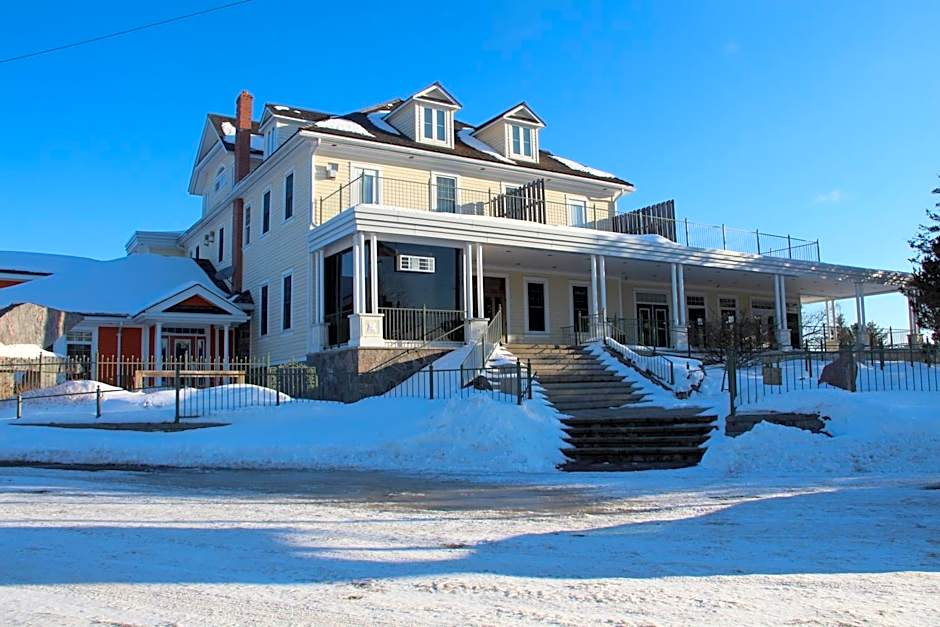 Burleigh Falls Inn