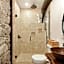 Horsefeathers Hotel