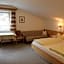 Hotel Pinzger Tux