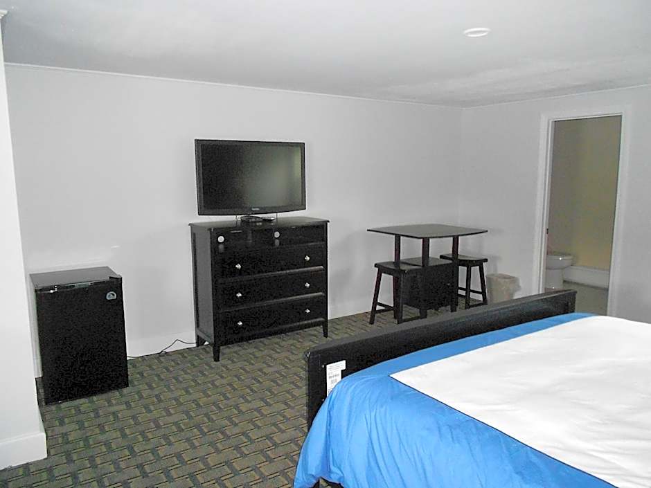 Cape Shore Inn