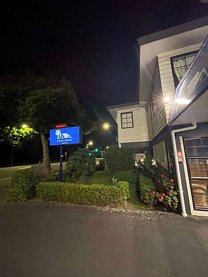 Kauri Court Motel and Apartments