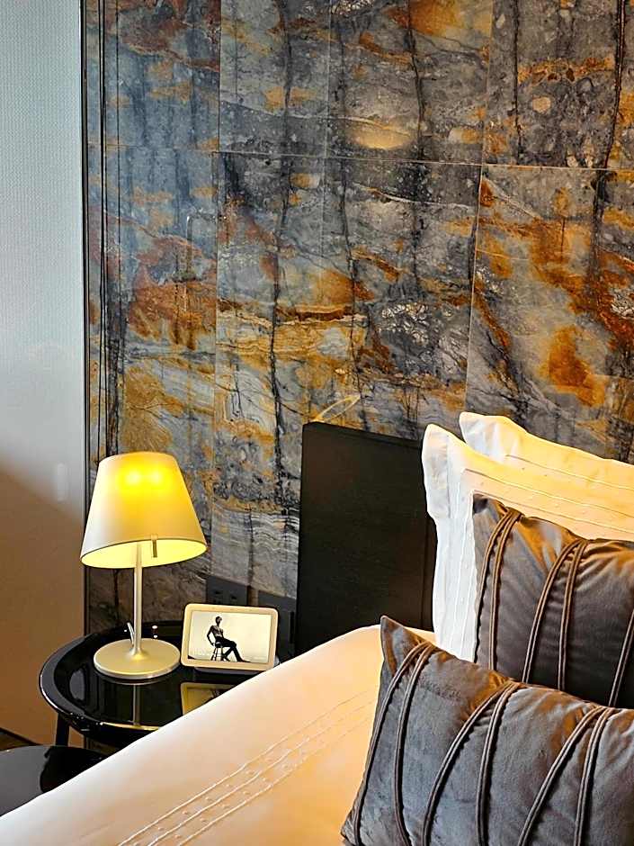 Kamo Residences by Reflections