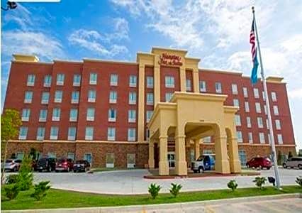 Hampton Inn & Suites Oklahoma City Airport