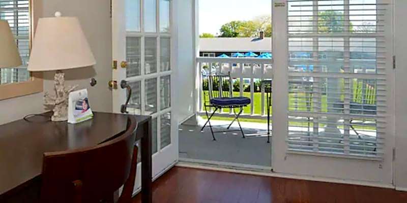 The Beachside At Nantucket