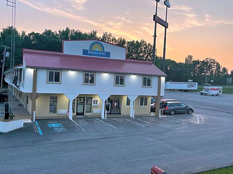 Days Inn by Wyndham Holladay