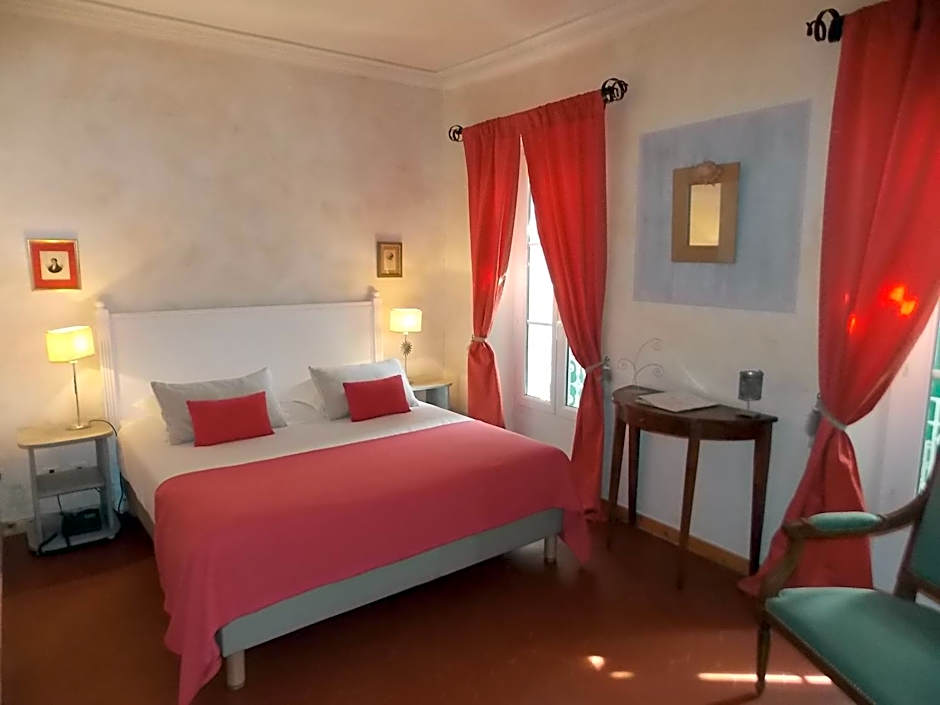 Hôtel & SPA Ventoux Provence "Domaine des Tilleuls"