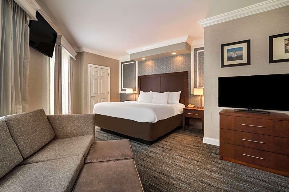 Comfort Inn & Suites Plattsburgh - Morrisonville