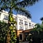 La Franklin Hotel