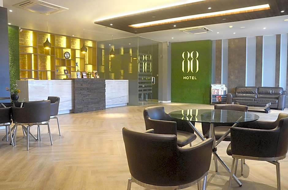 Hotel 88 Embong Kenongo by WH