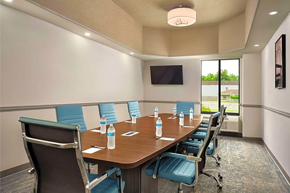 Radisson Hotel West Memphis