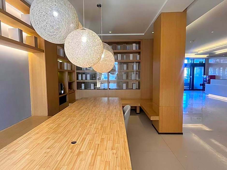 Ji Hotel Daqing Tieren Plaza