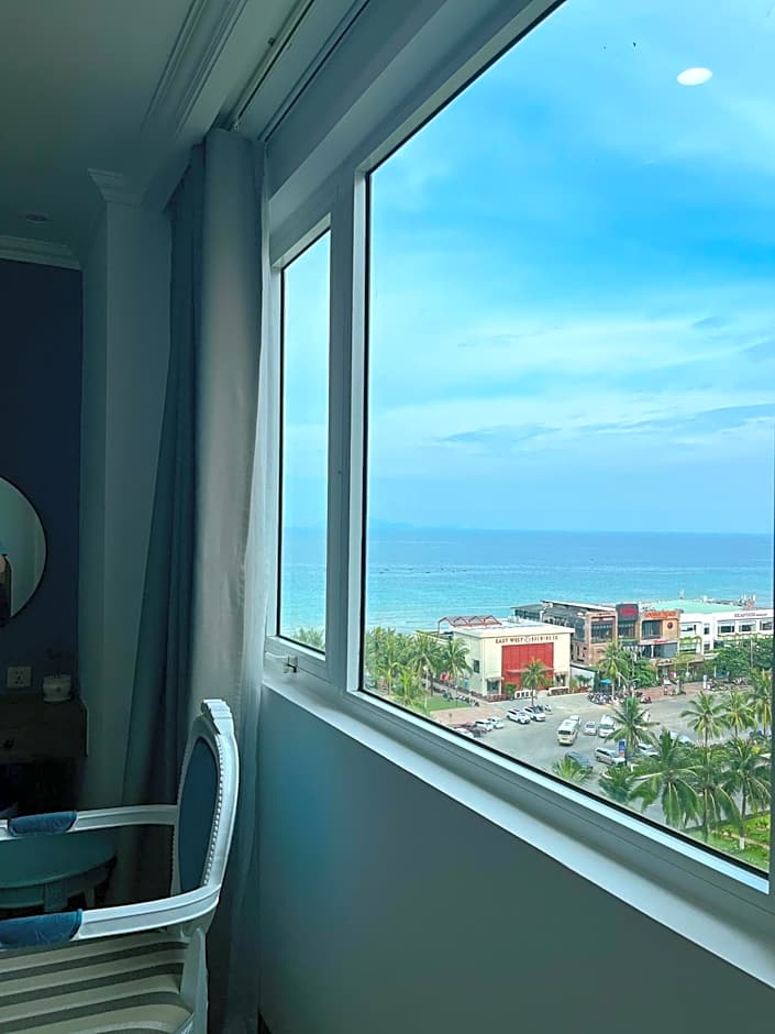 Photo 1 of 1 of Premium Double or Twin Partial Sea View