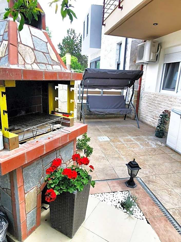 Purple_Rose_Apartment