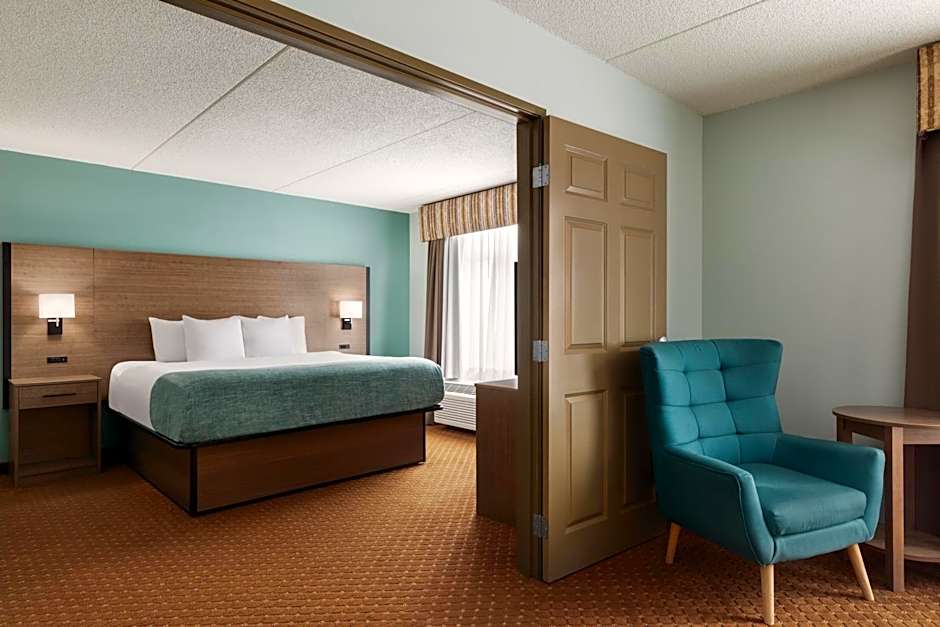 Wingate by Wyndham Louisville East