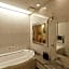 Hotel Fine Garden Horai Free Parking - Adult Only
