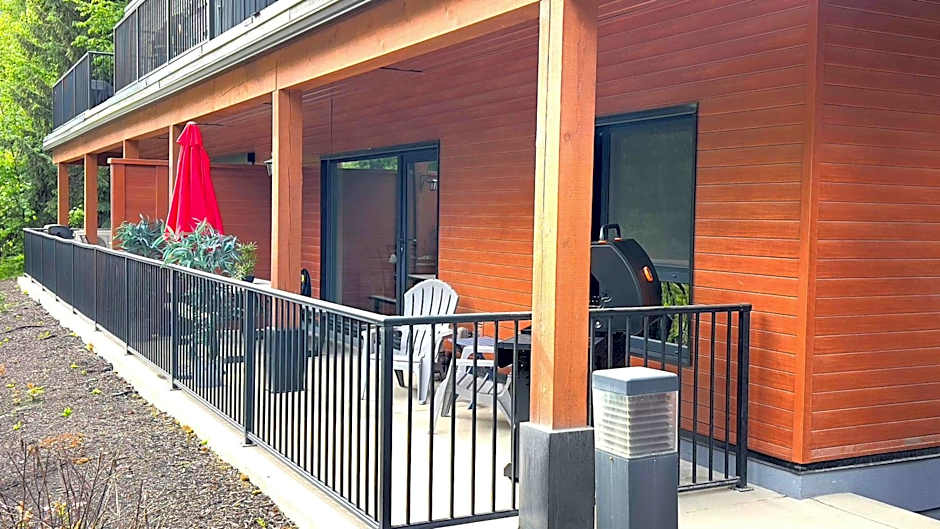 Al's Escape by Revelstoke Vacations