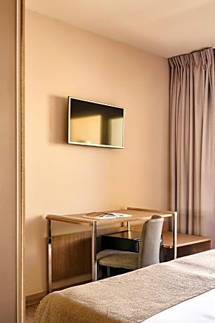 Double or Twin Room with Balcony